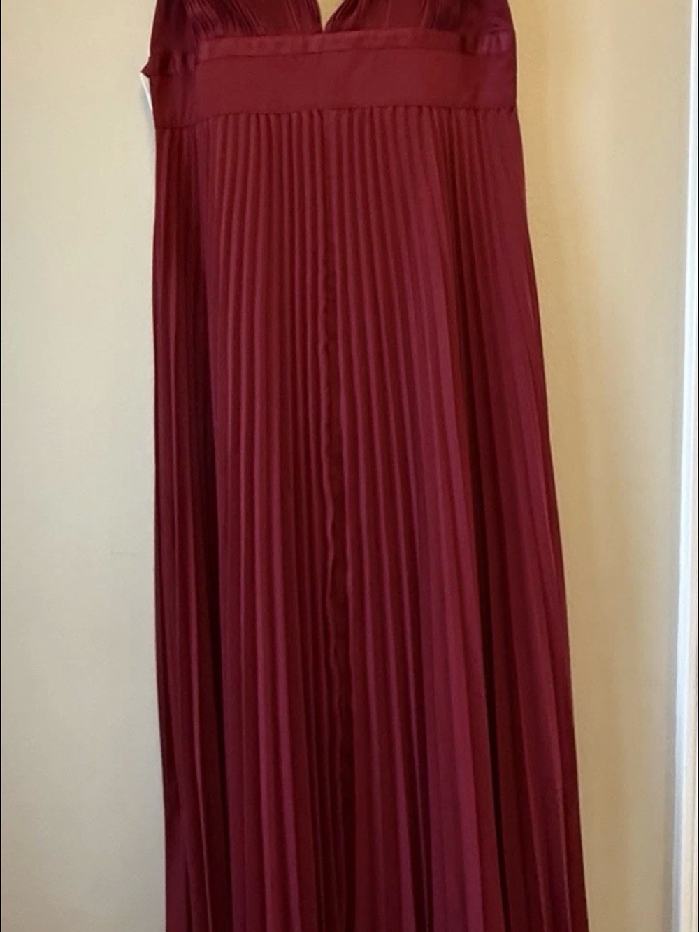 ASOS DESIGN Burgundy Pleated Maxi Dress Bridesmaid Wedding Guest Formal Size 12 - Picture 3 of 15